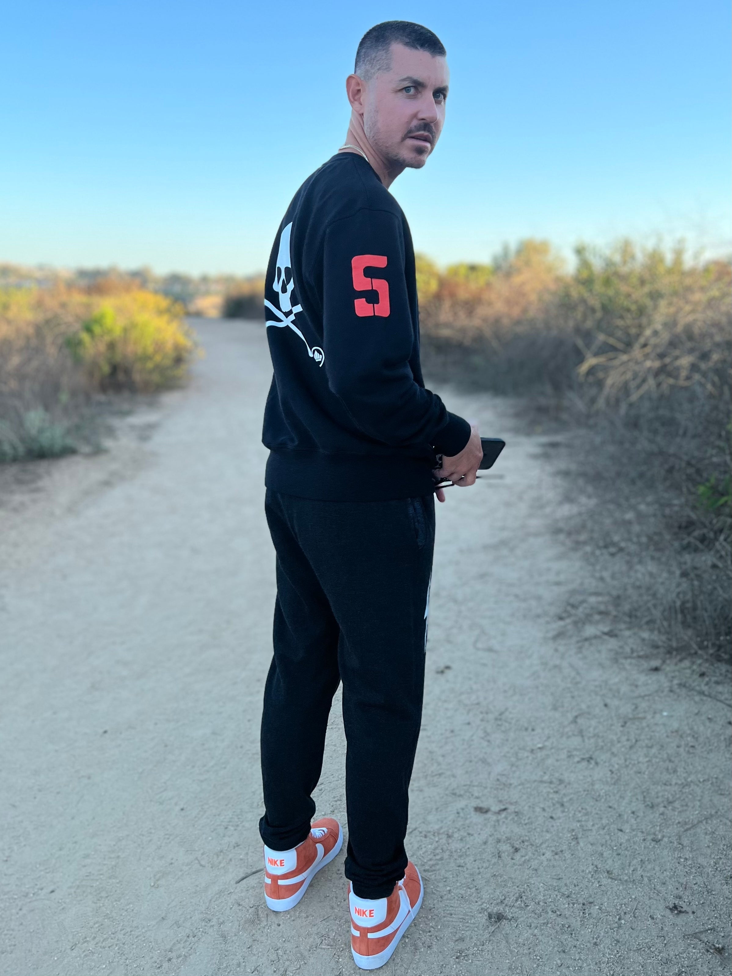 Unique Skull Crew Sweatshirt