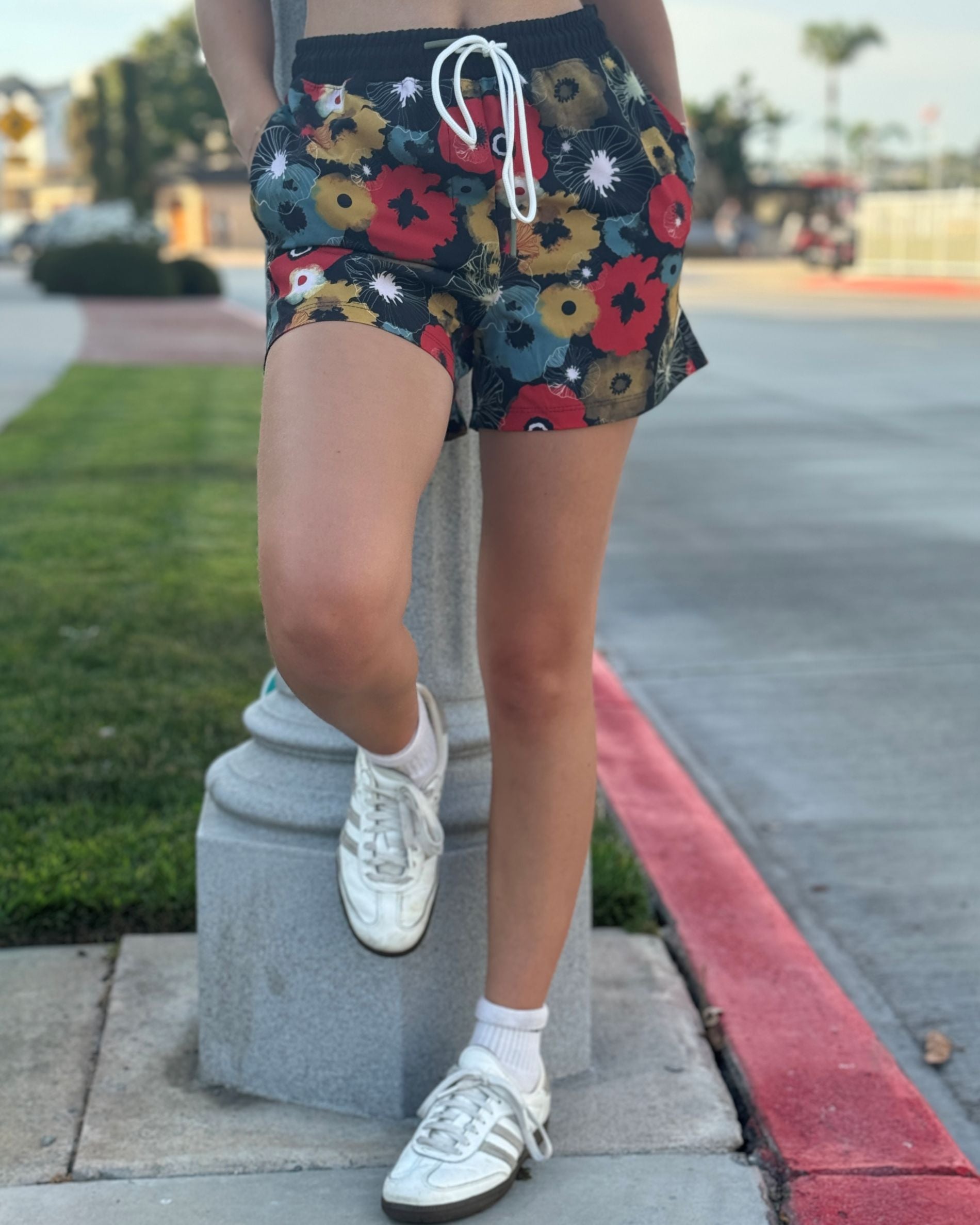 Poppy Noir Women's Poolside Short