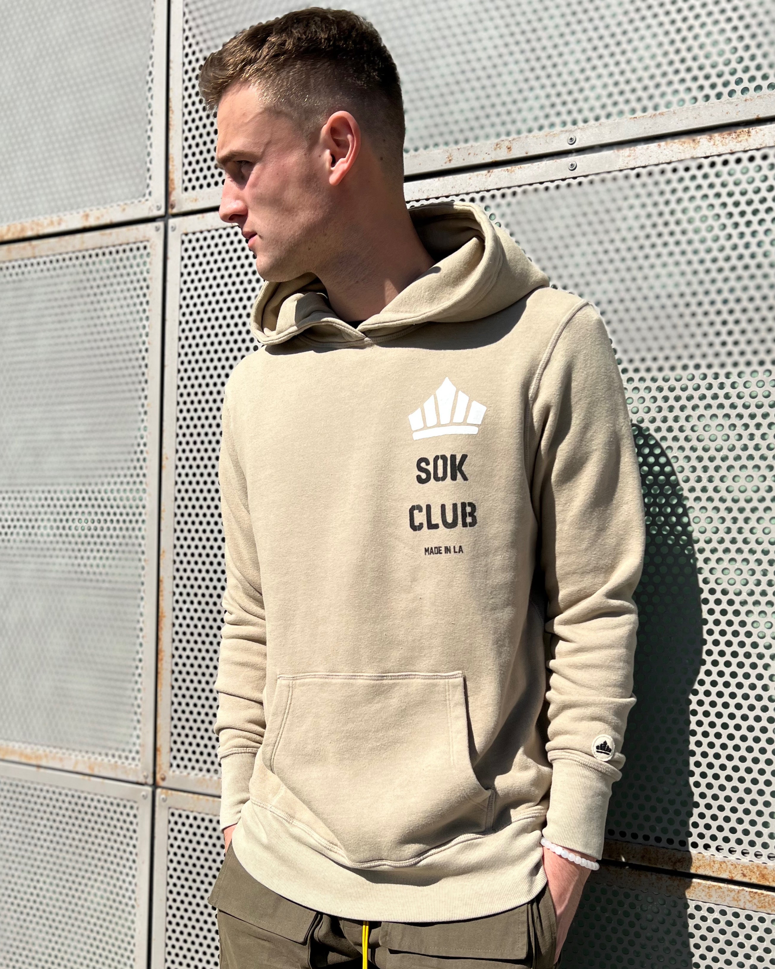 Crown Club Pullover